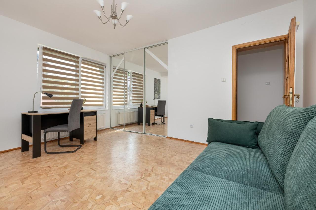 Bright & Spacious Family Apartment In Miedzyzdroje With Parking And 3 Balconies By Noclegi Renters Exterior photo